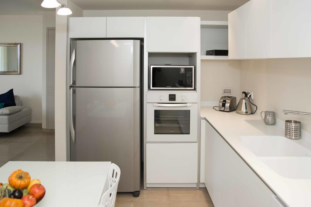 Rental Israel-Mamila Residences 14 Йерусалим Екстериор снимка